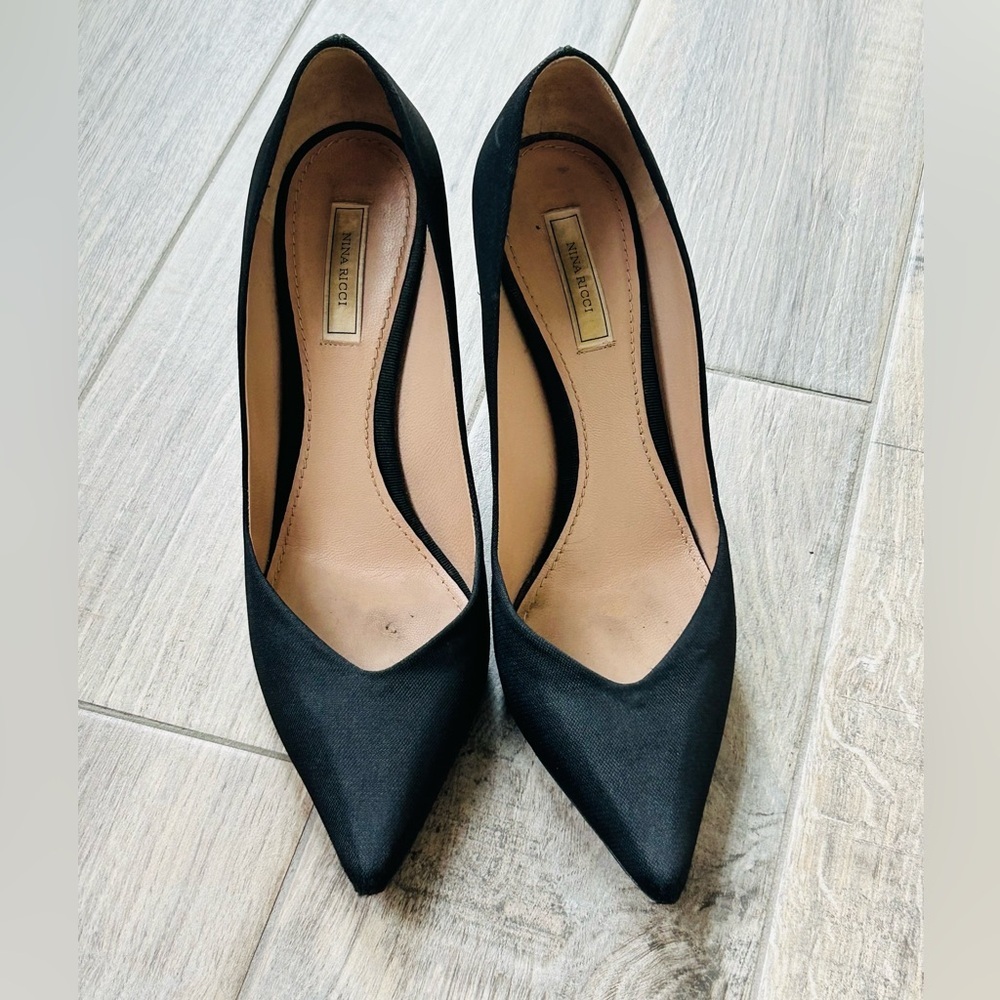 Nina Ricci Cloth Pointed-Toe Stiletto Heels